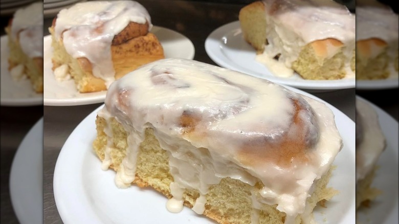 The Chef's Hut Restaurant cinnamon rolls on plates