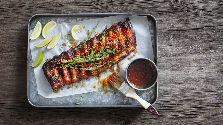prepared ribs served on tray