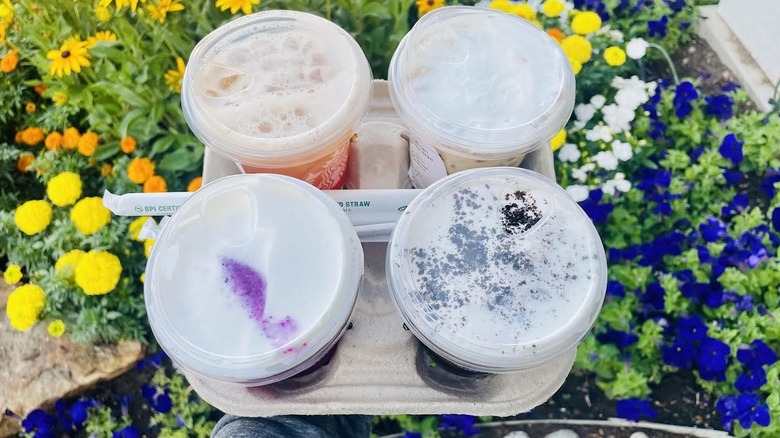 To-go drink holder with four secret menu Starbucks drinks