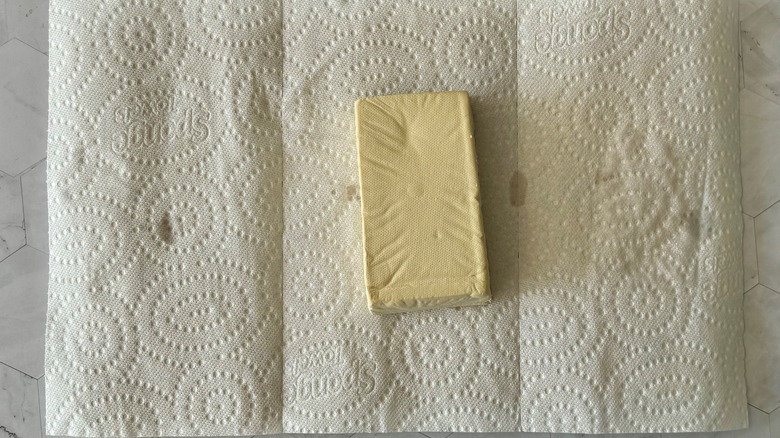 tofu on paper towel