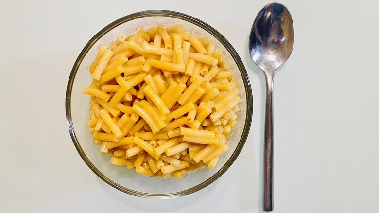 Bowl of Kraft Hot Honey Mac & Cheese